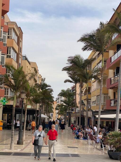Apt Con Espectacular Vista, Piscinas, Recep 24 Hs Benalmádena Buitenkant foto