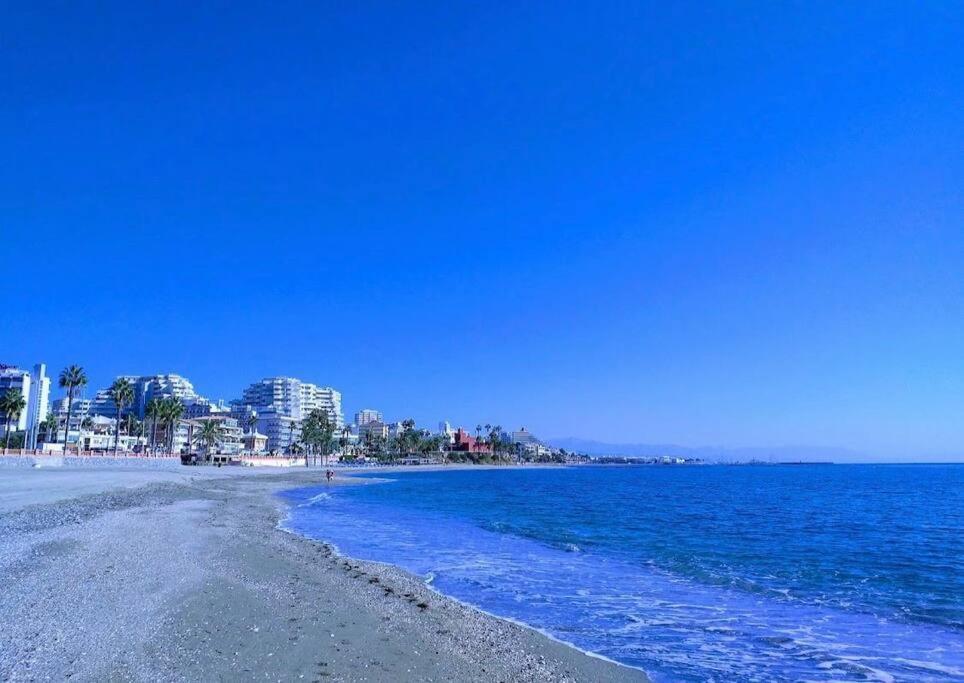 Apt Con Espectacular Vista, Piscinas, Recep 24 Hs Benalmádena Buitenkant foto