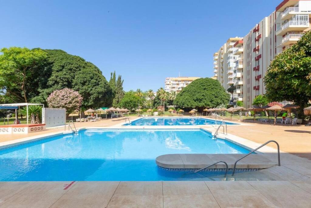 Apt Con Espectacular Vista, Piscinas, Recep 24 Hs Benalmádena Buitenkant foto